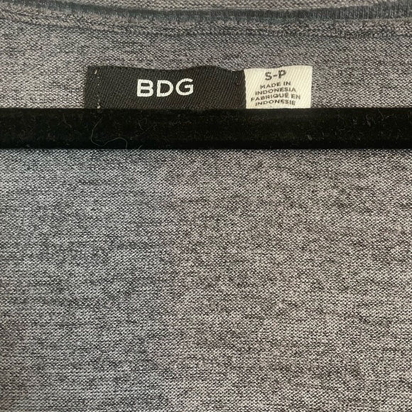 Grey form fitting long sleeve dress size small - Picture 3 of 4